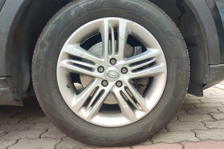 Used GAC Trumpchi GS5 2014 2.0L Automatic Two-Wheel Drive Anniversary Value Edition Right Front Wheel Hub