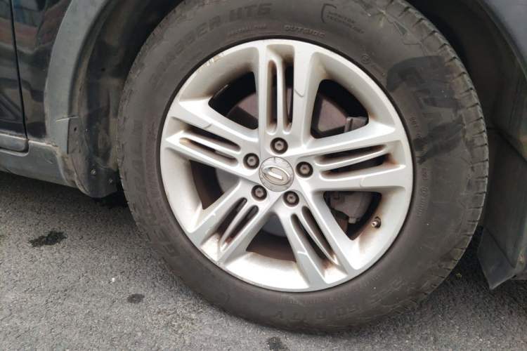 Used GAC Trumpchi GS5 2014 2.0L Automatic Two-Wheel Drive Anniversary Value Edition Right Front Wheel Hub