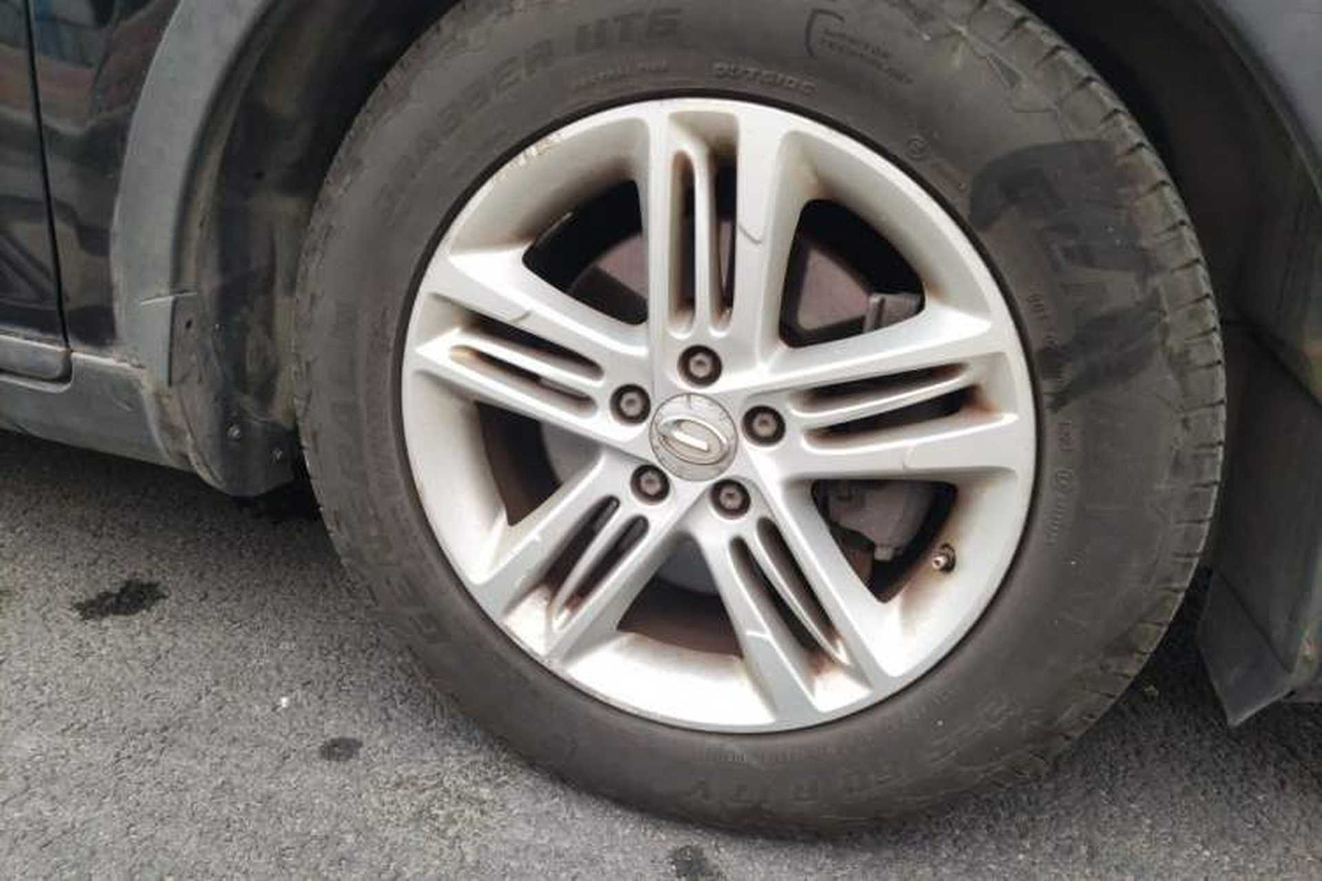 Used GAC Trumpchi GS5 2014 2.0L Automatic Two-Wheel Drive Anniversary Value Edition Right Front Wheel Hub
