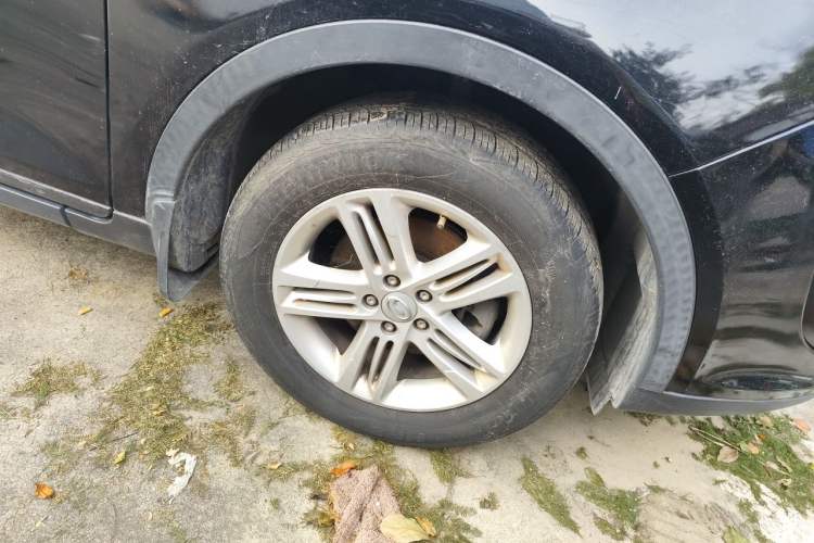 Used GAC Trumpchi GS5 2014 2.0L Automatic Two-Wheel Drive Anniversary Value Edition Right Front Wheel Hub