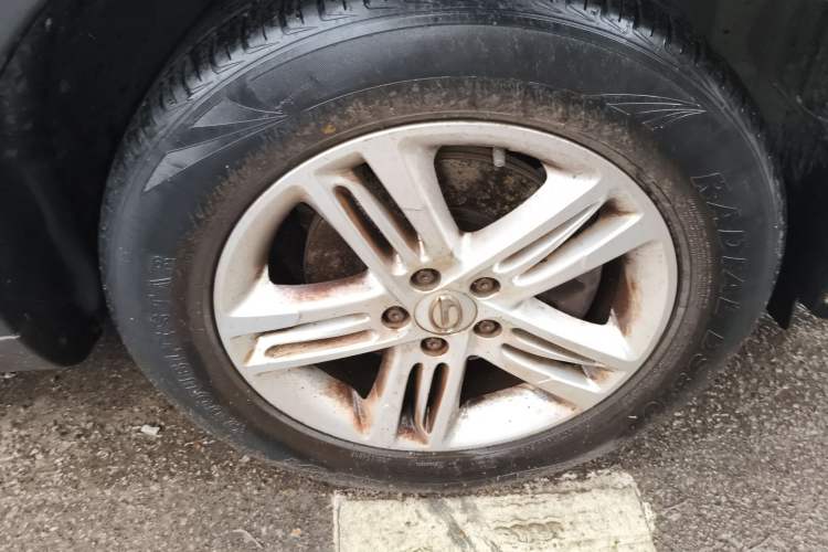 Used GAC Trumpchi GS5 2014 2.0L Automatic Two-Wheel Drive Deluxe Edition Right Front Wheel Hub