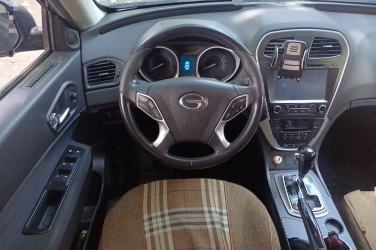 Used GAC Trumpchi GS5 2014 1.8T Automatic Two-Wheel Drive Supreme Edition Steering Wheel