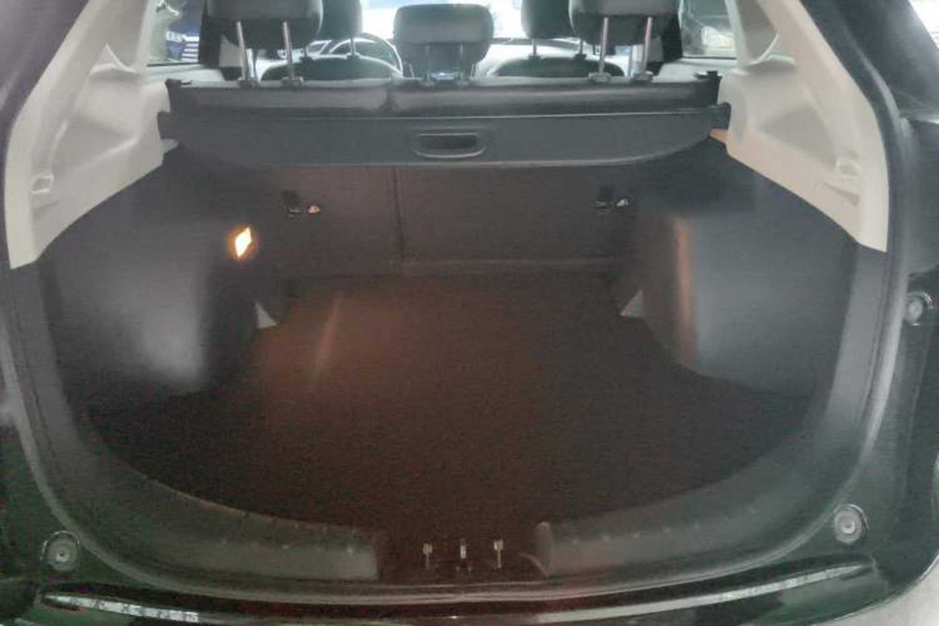 Used GAC Trumpchi GS5 2014 2.0L Automatic Two-Wheel Drive Anniversary Value Edition Trunk