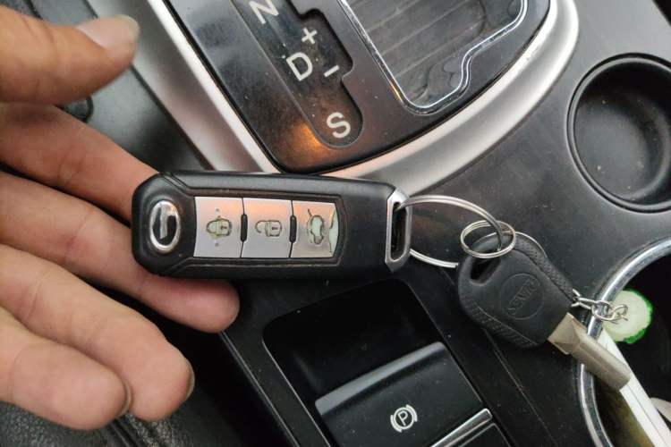 Used GAC Trumpchi GS5 2014 2.0L Automatic Two-Wheel Drive Anniversary Value Edition Vehicle Key