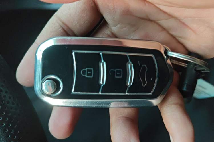 Used GAC Trumpchi GS5 2014 2.0L Automatic Two-Wheel Drive Deluxe Edition Vehicle Key