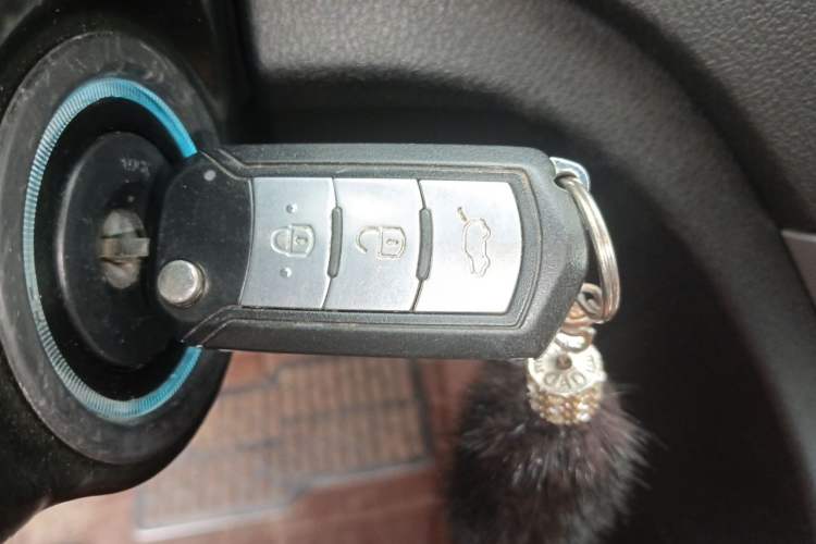 Used GAC Trumpchi GS5 2014 2.0L Automatic Two-Wheel Drive Deluxe Edition Vehicle Key