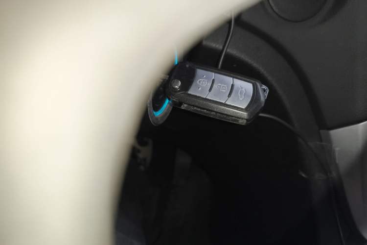 Used GAC Trumpchi GS5 2014 2.0L Automatic Two-Wheel Drive Deluxe Edition Vehicle Key