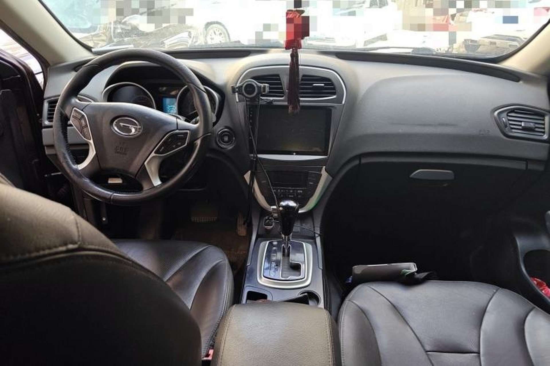 Used GAC Trumpchi GS5 2014 2.0L Automatic Two-Wheel Drive Anniversary Value Edition Center Console