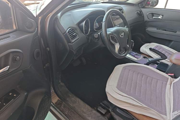 Used GAC Trumpchi GS5 2014 2.0L Automatic Two-Wheel Drive Deluxe Edition Driver Seat