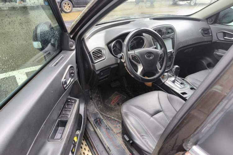 Used GAC Trumpchi GS5 2014 2.0L Automatic Two-Wheel Drive Anniversary Value Edition Driver Seat