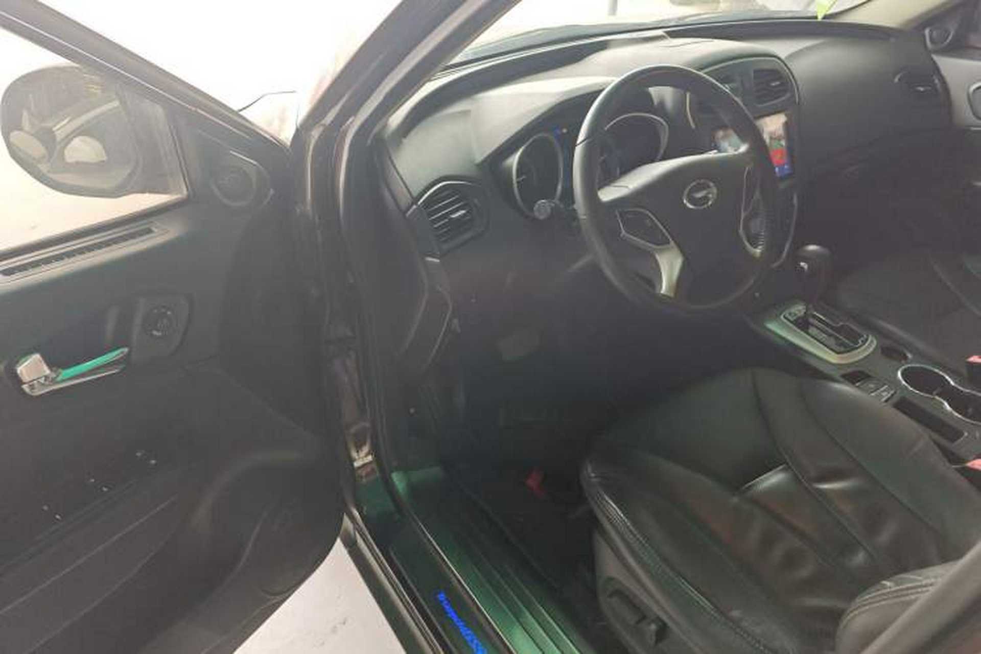 Used GAC Trumpchi GS5 2014 2.0L Automatic Two-Wheel Drive Anniversary Value Edition Driver Seat