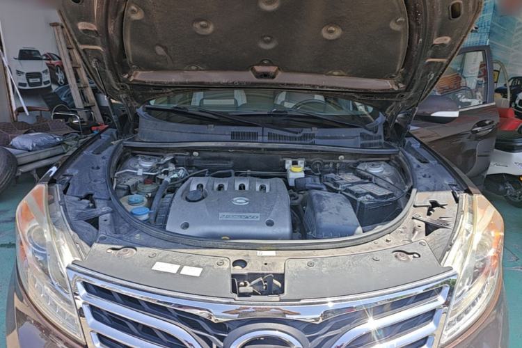 Used GAC Trumpchi GS5 2014 2.0L Automatic Two-Wheel Drive Deluxe Edition Engine Bay