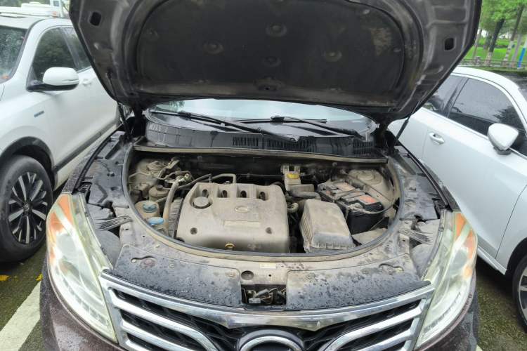 Used GAC Trumpchi GS5 2014 2.0L Automatic Two-Wheel Drive Anniversary Value Edition Engine Bay