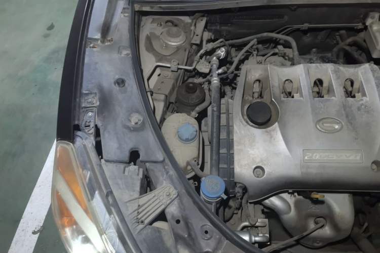 Used GAC Trumpchi GS5 2014 2.0L Automatic Two-Wheel Drive Anniversary Value Edition Engine Bay Right