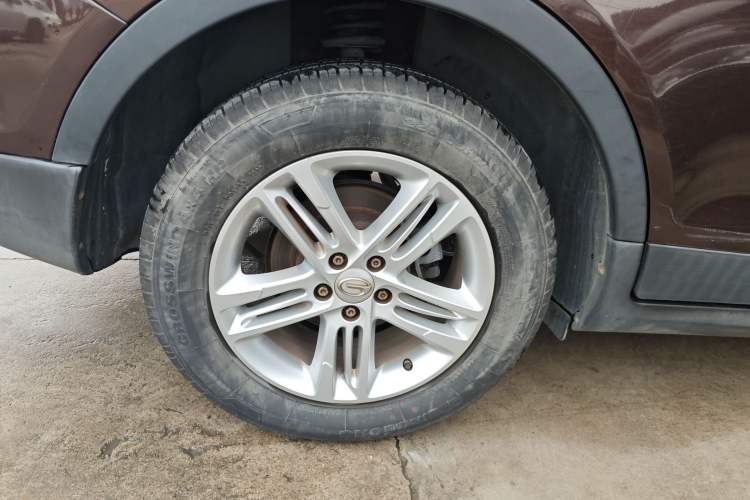 Used GAC Trumpchi GS5 2014 2.0L Automatic Two-Wheel Drive Anniversary Value Edition Exterior 8