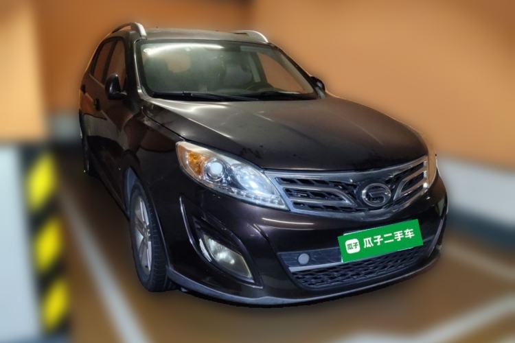 Used GAC Trumpchi GS5 2014 2.0L Automatic Two-Wheel Drive Anniversary Value Edition Front Right 45 Deg