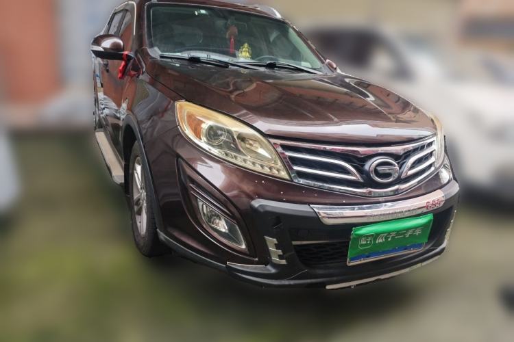 Used GAC Trumpchi GS5 2014 2.0L Automatic Two-Wheel Drive Anniversary Value Edition Front Right 45 Deg
