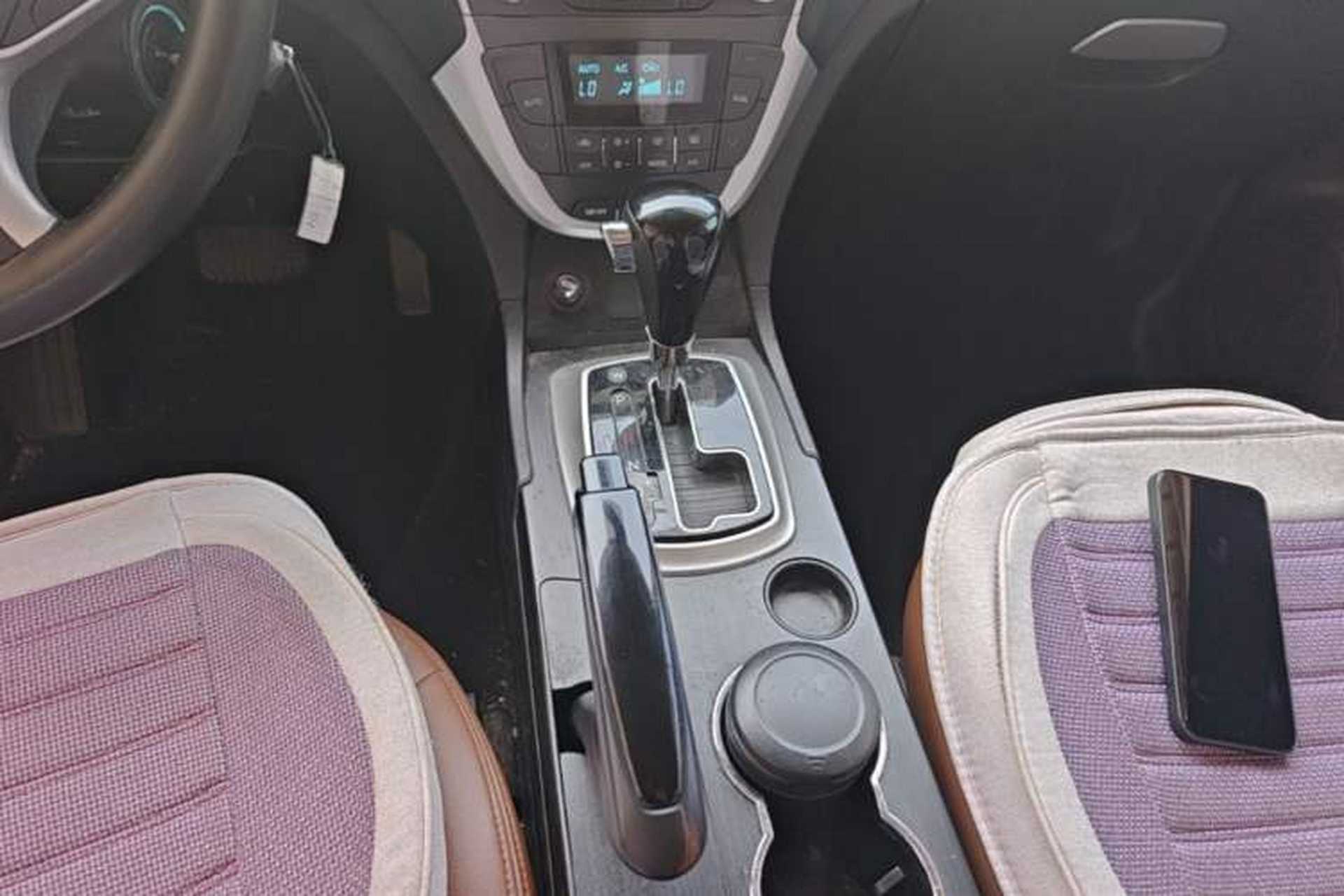 Used GAC Trumpchi GS5 2014 2.0L Automatic Two-Wheel Drive Deluxe Edition Gear Lever