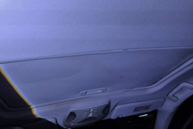 Used GAC Trumpchi GS5 2014 2.0L Automatic Two-Wheel Drive Anniversary Value Edition Headliner