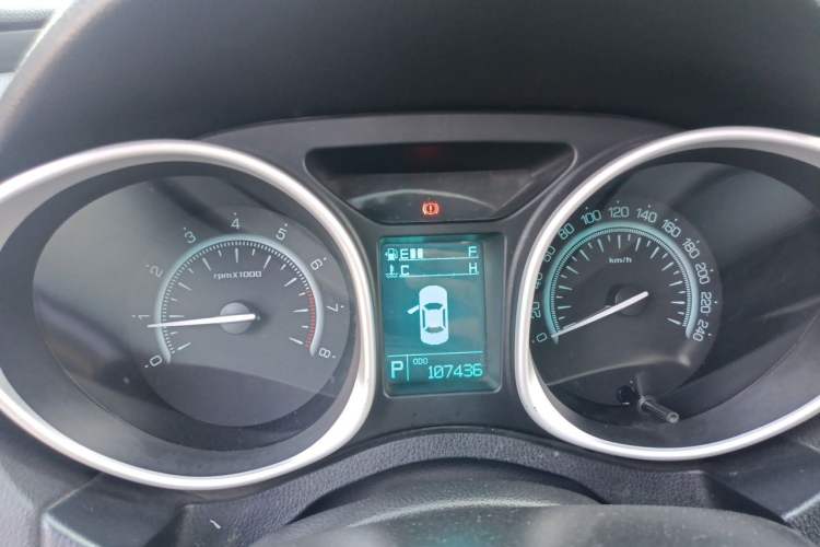 Used GAC Trumpchi GS5 2014 1.8T Automatic Two-Wheel Drive Supreme Edition Instrument Cluster