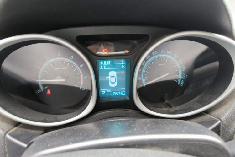 Used GAC Trumpchi GS5 2014 2.0L Automatic Two-Wheel Drive Anniversary Value Edition Instrument Cluster
