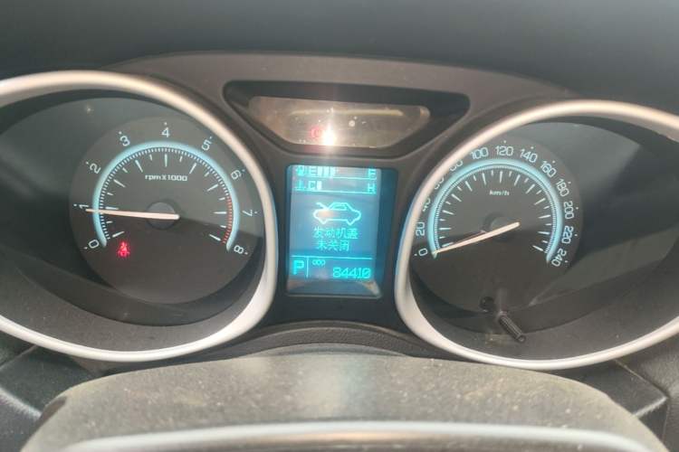 Used GAC Trumpchi GS5 2014 2.0L Automatic Two-Wheel Drive Anniversary Value Edition Instrument Cluster