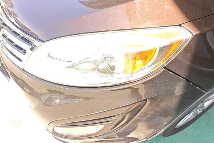 Used GAC Trumpchi GS5 2014 2.0L Automatic Two-Wheel Drive Deluxe Edition Left Front Headlight