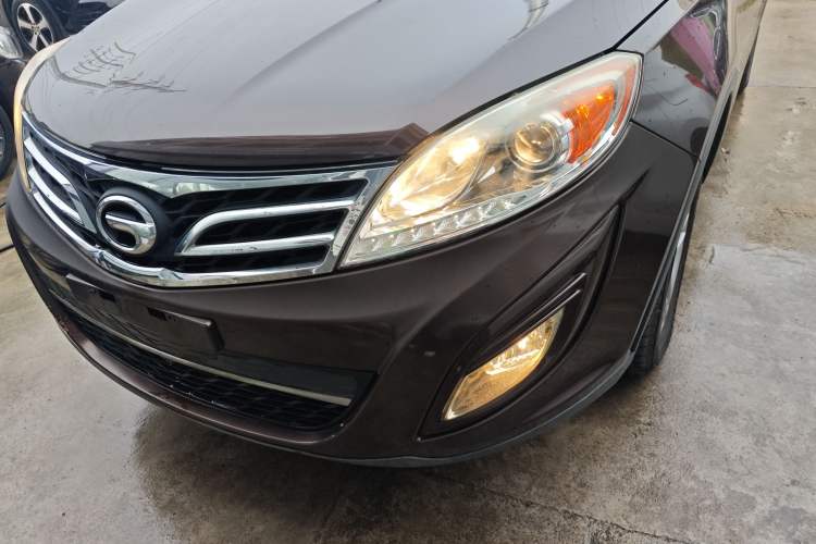 Used GAC Trumpchi GS5 2014 2.0L Automatic Two-Wheel Drive Anniversary Value Edition Left Front Headlight