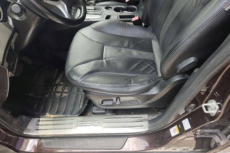 Used GAC Trumpchi GS5 2014 2.0L Automatic Two-Wheel Drive Anniversary Value Edition Left Front Seat