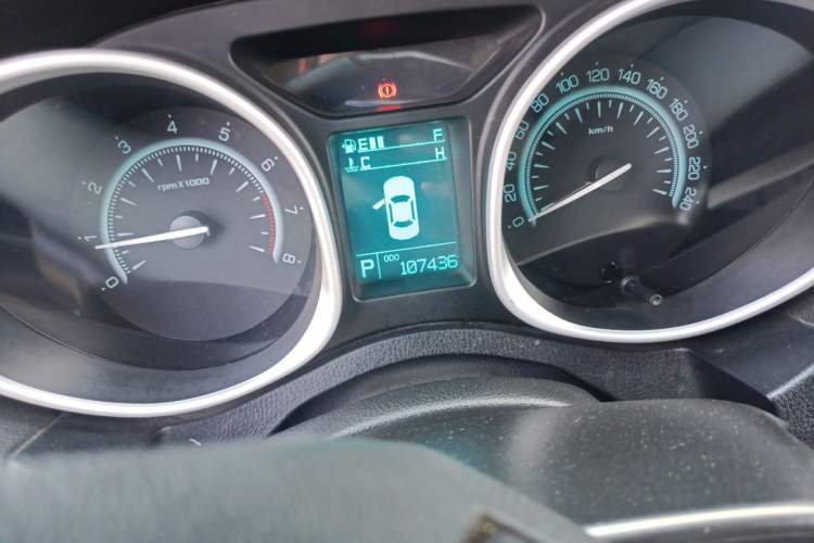 Used GAC Trumpchi GS5 2014 1.8T Automatic Two-Wheel Drive Supreme Edition Odometer Close Up