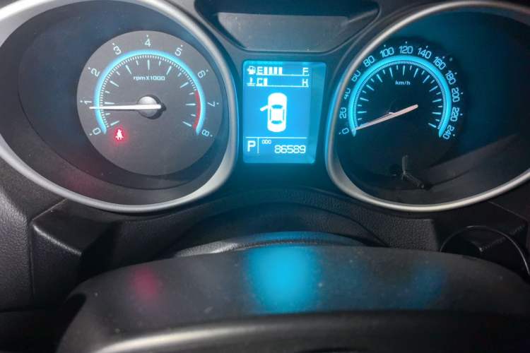 Used GAC Trumpchi GS5 2014 2.0L Automatic Two-Wheel Drive Anniversary Value Edition Odometer Close Up