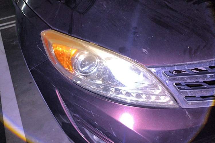 Used GAC Trumpchi GS5 2014 2.0L Automatic Two-Wheel Drive Anniversary Value Edition Right Front Headlight