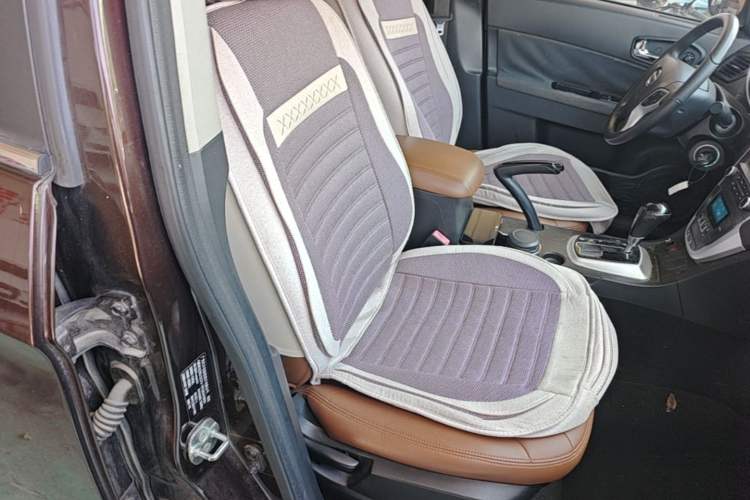 Used GAC Trumpchi GS5 2014 2.0L Automatic Two-Wheel Drive Deluxe Edition Right Front Seat