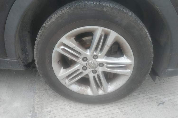 Used GAC Trumpchi GS5 2014 2.0L Automatic Two-Wheel Drive Anniversary Value Edition Right Front Wheel Hub