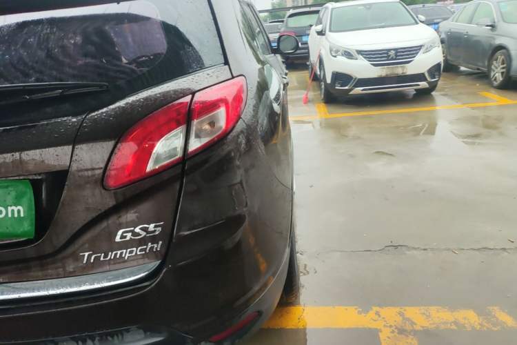 Used GAC Trumpchi GS5 2014 2.0L Automatic Two-Wheel Drive Anniversary Value Edition Right Rear Taillight