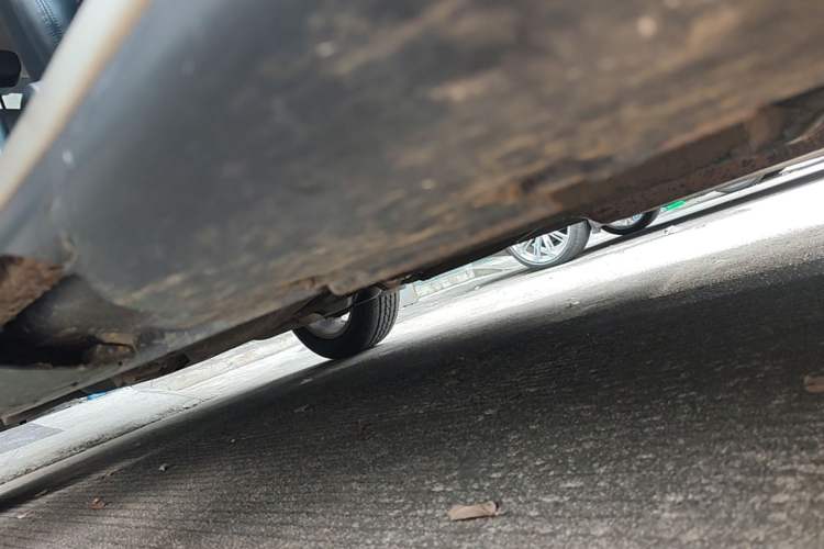 Used GAC Trumpchi GS5 2014 2.0L Automatic Two-Wheel Drive Anniversary Value Edition Right Side Sill