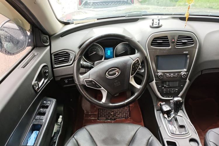 Used GAC Trumpchi GS5 2014 2.0L Automatic Two-Wheel Drive Anniversary Value Edition Steering Wheel