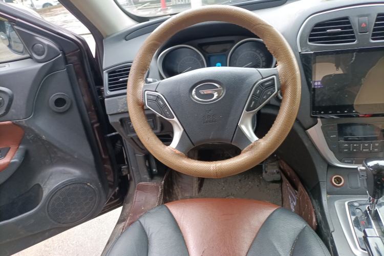 Used GAC Trumpchi GS5 2014 2.0L Automatic Two-Wheel Drive Deluxe Edition Steering Wheel
