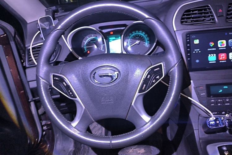 Used GAC Trumpchi GS5 2014 2.0L Automatic Two-Wheel Drive Anniversary Value Edition Steering Wheel