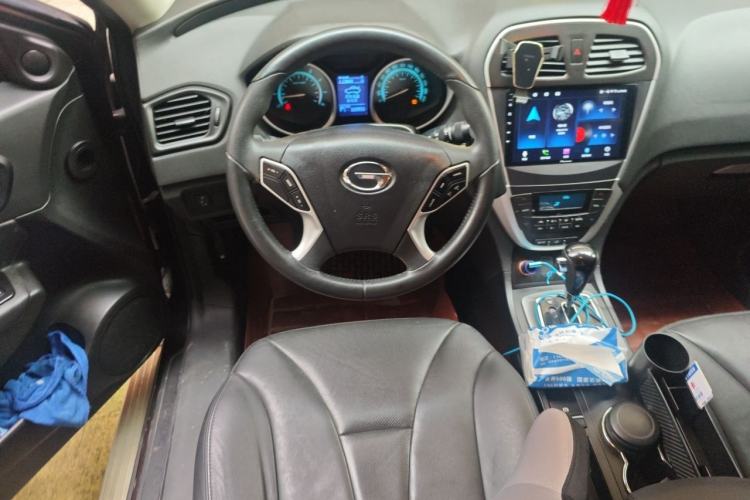 Used GAC Trumpchi GS5 2014 2.0L Automatic Two-Wheel Drive Anniversary Value Edition Steering Wheel