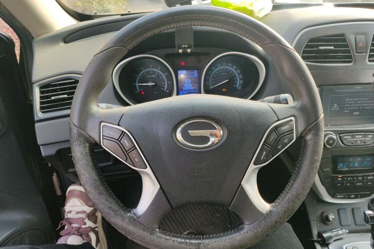 Used GAC Trumpchi GS5 2014 2.0L Automatic Two-Wheel Drive Anniversary Value Edition Steering Wheel