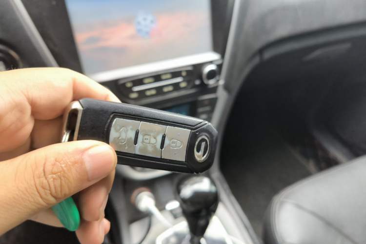 Used GAC Trumpchi GS5 2014 2.0L Automatic Two-Wheel Drive Anniversary Value Edition Vehicle Key