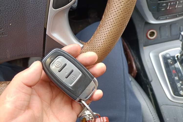 Used GAC Trumpchi GS5 2014 2.0L Automatic Two-Wheel Drive Deluxe Edition Vehicle Key