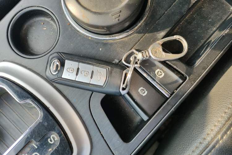 Used GAC Trumpchi GS5 2014 2.0L Automatic Two-Wheel Drive Anniversary Value Edition Vehicle Key