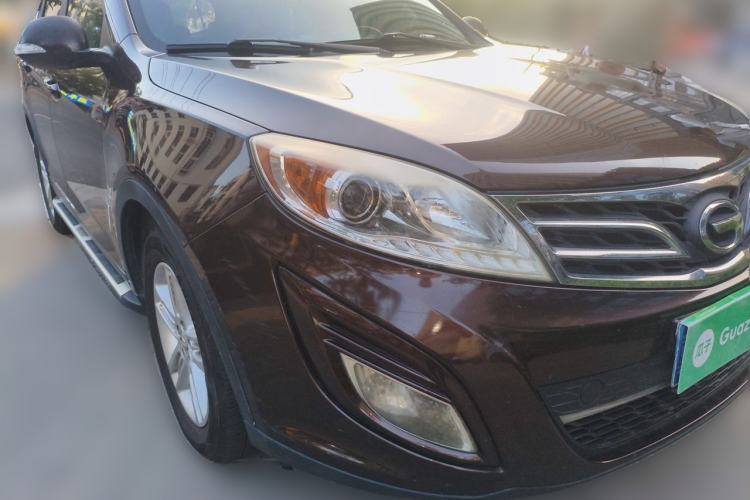 Used GAC Trumpchi GS5 2014 2.0L Automatic Two-Wheel Drive Anniversary Value Edition Front Right 45 Deg
