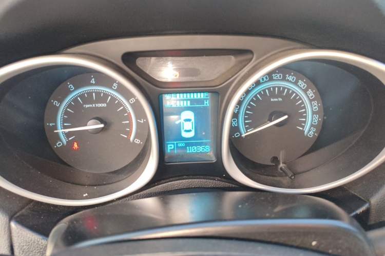 Used GAC Trumpchi GS5 2014 2.0L Automatic Two-Wheel Drive Anniversary Value Edition Instrument Cluster