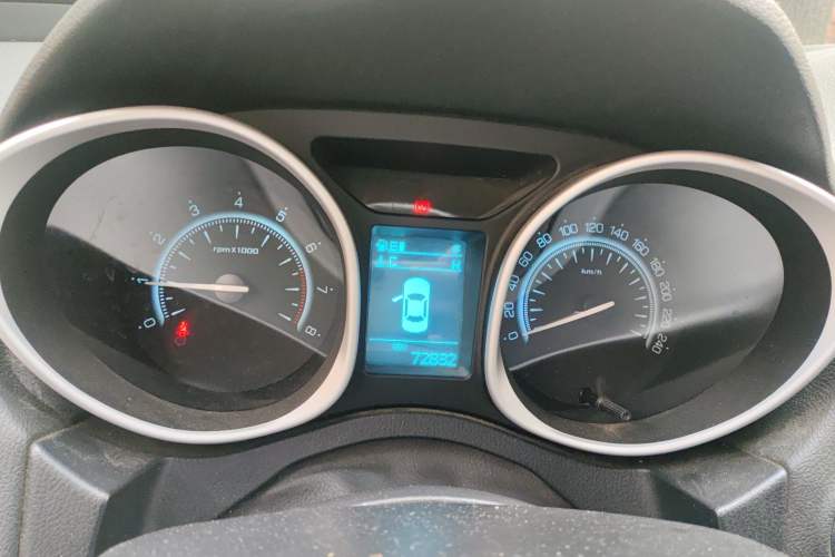 Used GAC Trumpchi GS5 2014 2.0L Manual Two-Wheel Drive Anniversary Value Edition Instrument Cluster