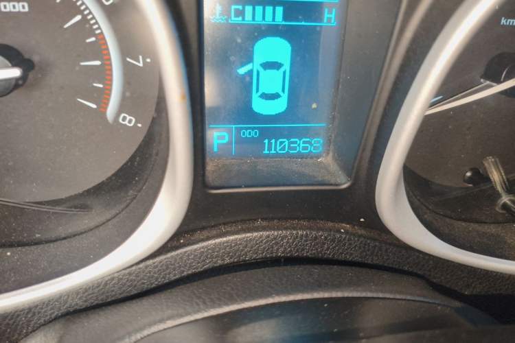 Used GAC Trumpchi GS5 2014 2.0L Automatic Two-Wheel Drive Anniversary Value Edition Odometer Close Up