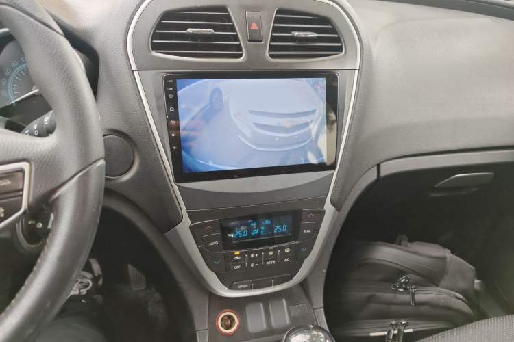 Used GAC Trumpchi GS5 2014 2.0L Automatic Two-Wheel Drive Deluxe Edition Audio And AC Panel