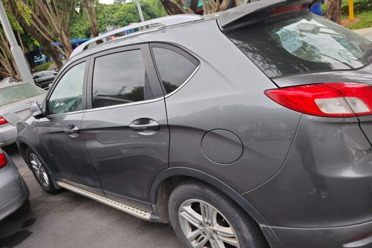 Used GAC Trumpchi GS5 2014 2.0L Automatic Two-Wheel Drive Deluxe Edition Left Side